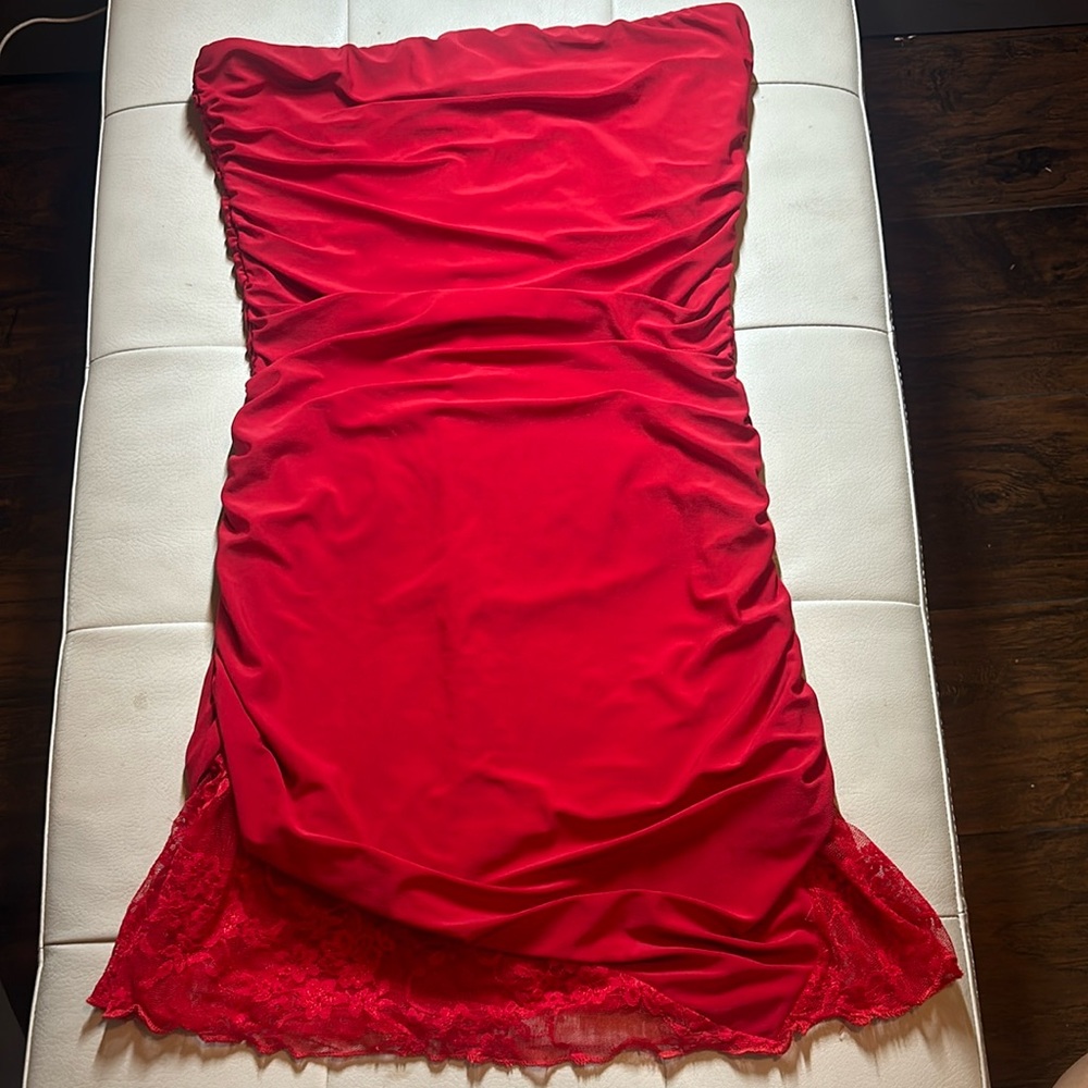 Red strapless, mini dress. Great condition size medium.